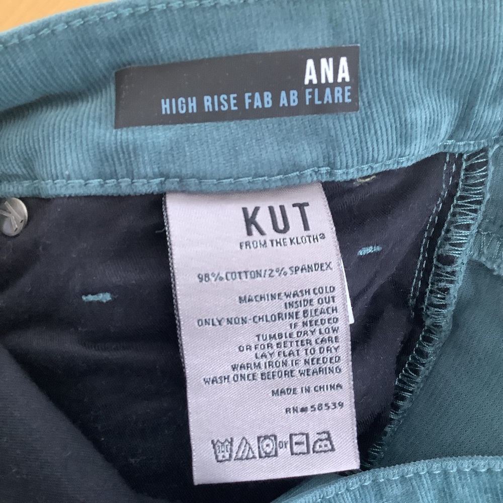 Kut From The Kloth High Rise Ana Fab Ab Flare Teal Corduroy Pants - Picture 11 of 13